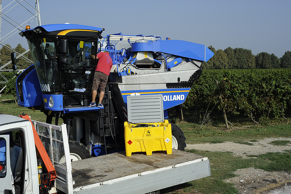 Depósito combinado 400 L gasóleo + 50 L AdBlue con bomba eléctrica 12/24 V – Carrytank® 400 + 50